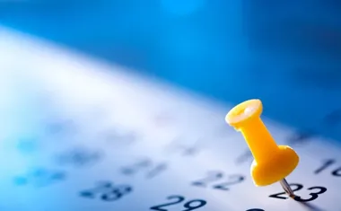 Pełny harmonogram dni wolnych i długich weekendów na 2025 rok