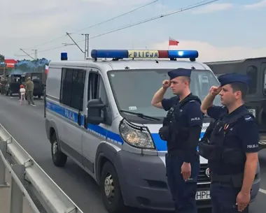 O 17:00 Płock uczcił Powstanie Warszawskie sygnałami radiowozów