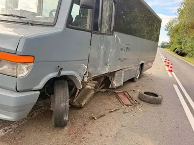 Po zderzeniu porzucił Forda i uciekł do lasu. Miał blisko 2 promile
