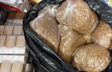 Płocka policja przejęła kolejną partię papierosów bez akcyzy - licznik rośnie