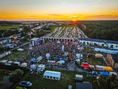 Chleb, 46 pocztów i tłumy gości. Dożynki powiatu płockiego w Koszelewie