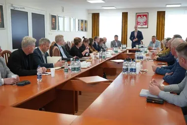 Ptasia grypa pod kontrolą. Strefy objęły też część Płocka